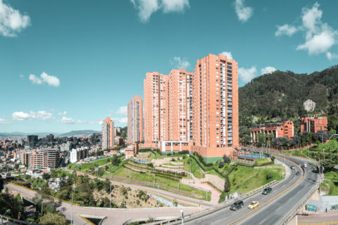 Edificio de vivienda Sierras del Este