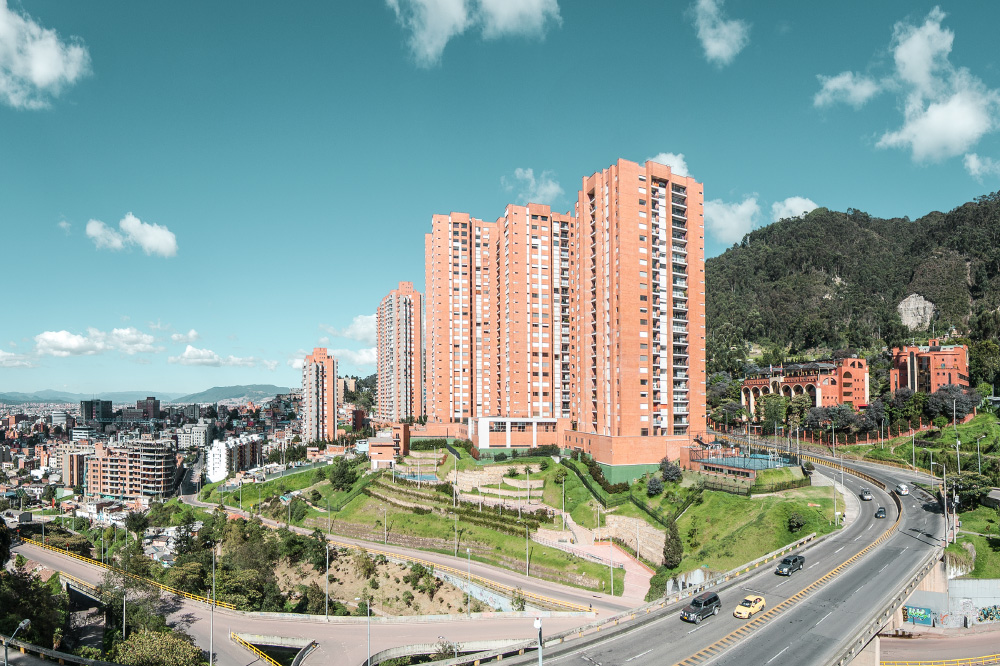 Edificio de vivienda Sierras del Este