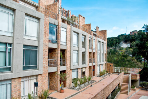 Conjunto vivienda Casas del Este
