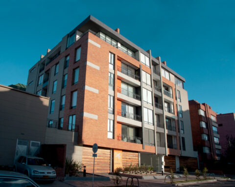 Edificio Platino Santa Barbara